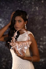 Triangle Rose Elegance