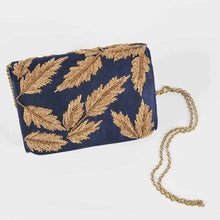 Autumn leaf Clutch